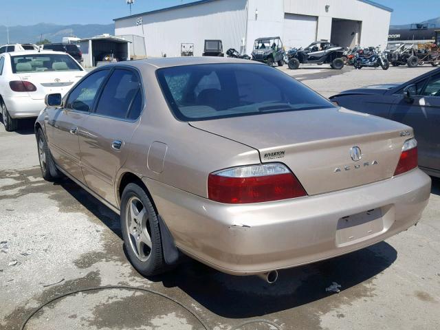 19UUA56622A033491 - 2002 ACURA 3.2TL GOLD photo 3