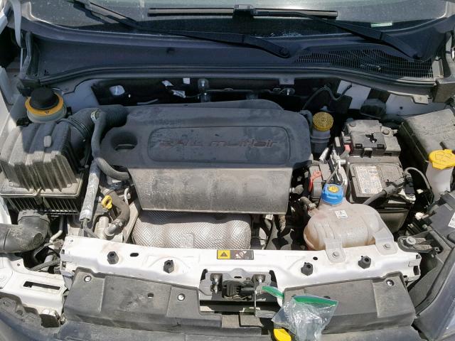 ZFBERFAB3H6G29765 - 2017 RAM PROMASTER 白色 照片 7