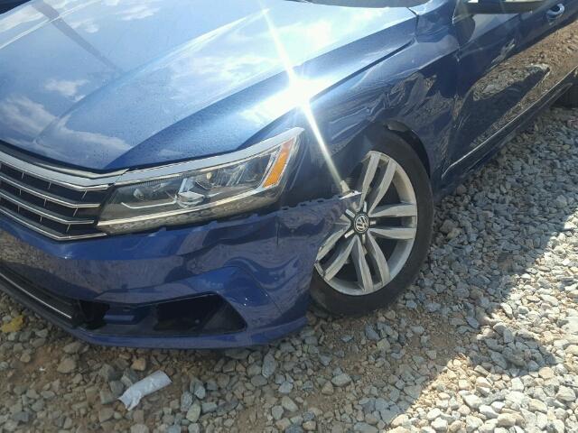 1VWGT7A33HC009600 - 2017 VOLKSWAGEN PASSAT SE BLUE photo 9