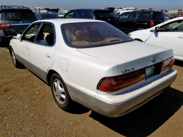 JT8VK13T4P0211397 - 1993 LEXUS ES 300 WHITE photo 3