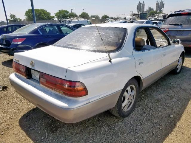 JT8VK13T4P0211397 - 1993 LEXUS ES 300 WHITE photo 4