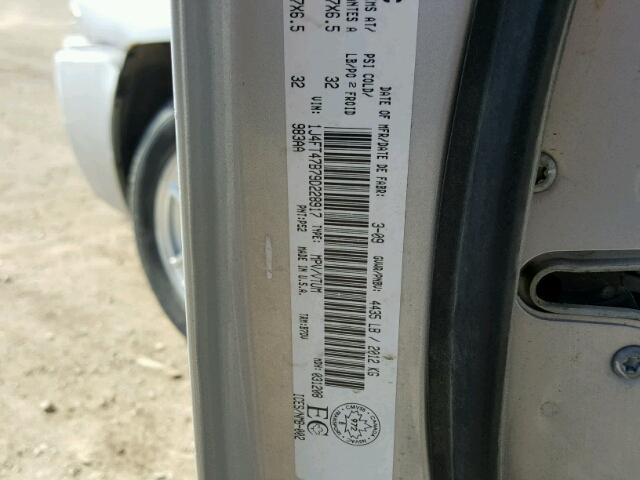 1J4FT47B79D228917 - 2009 JEEP COMPASS SP 银色 照片 10