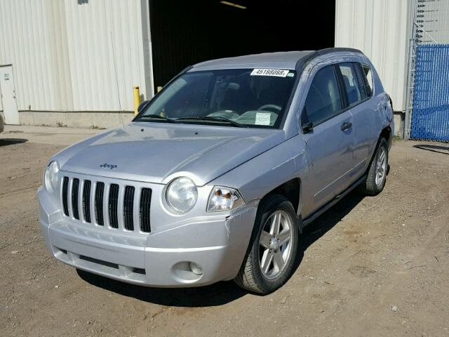 1J4FT47B79D228917 - 2009 JEEP COMPASS SP 银色 照片 2