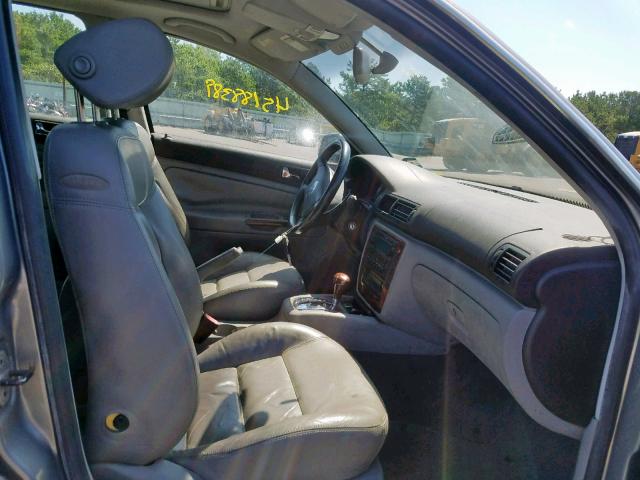 WVWYH63B44E117763 - 2004 VOLKSWAGEN PASSAT GLX 灰色 照片 5