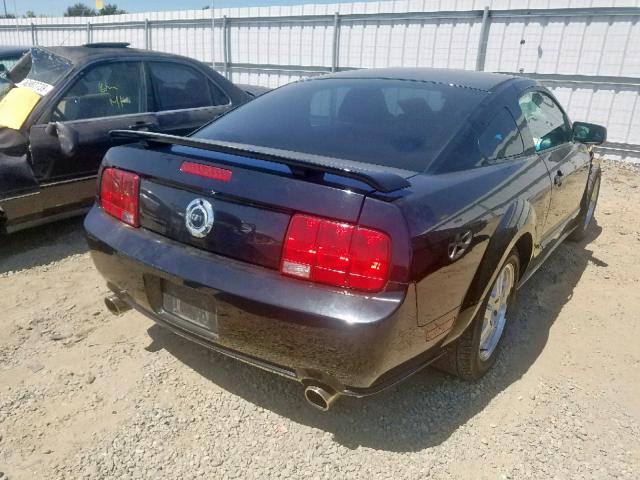 1ZVFT82HX75226530 - 2007 FORD MUSTANG GT BLACK photo 4