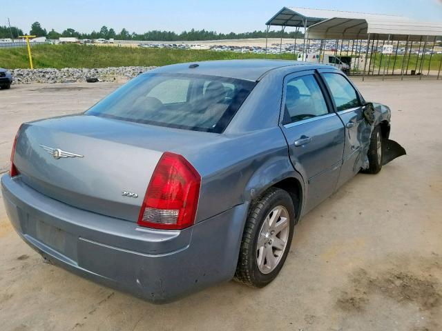 2C3LA43R76H417586 - 2006 CHRYSLER 300 BLUE photo 4