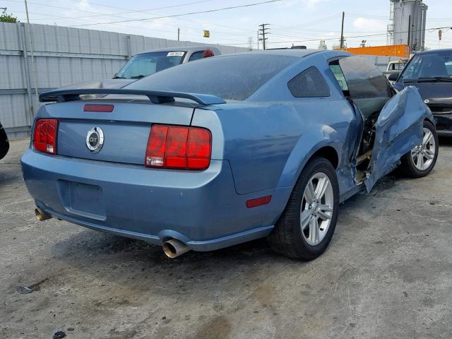 1ZVFT82H365194907 - 2006 FORD MUSTANG GT BLUE photo 4