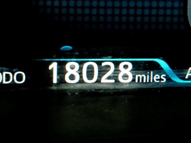 JTDKARFP6H3006202 - 2017 TOYOTA PRIUS PRIM 白色 照片 8