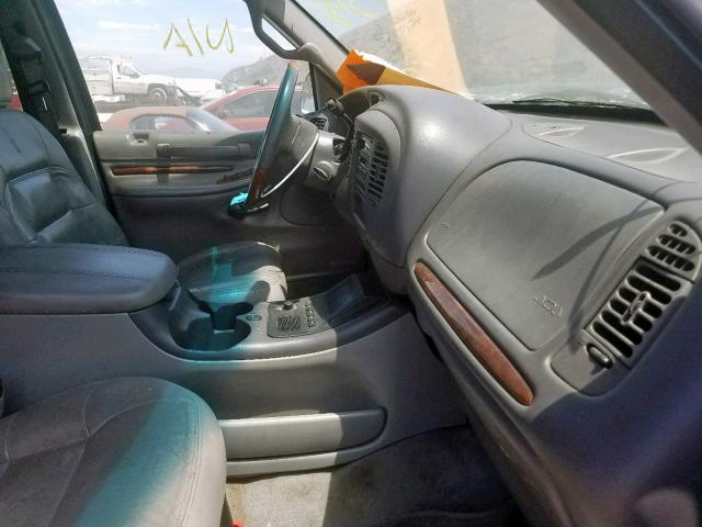 5LMRU27AXYLJ15083 - 2000 LINCOLN NAVIGATOR BLUE photo 5