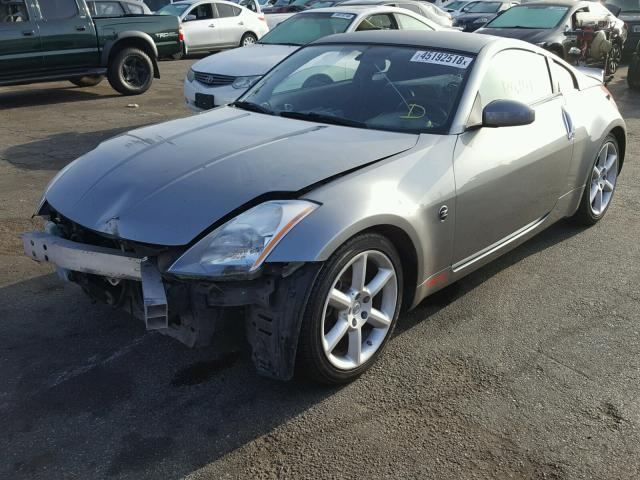 JN1AZ34E43T020596 - 2003 NISSAN 350Z COUPE GRAY photo 2