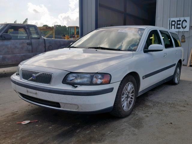 YV1SW64A942430921 - 2004 VOLVO V70 WHITE photo 2