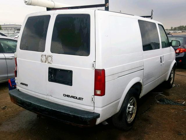 1GCDM19X55B130444 - 2005 CHEVROLET ASTRO WHITE photo 4