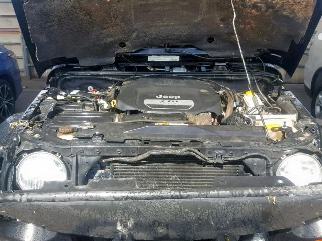 1C4GJWBG1CL219979 - 2012 JEEP WRANGLER S შავი ფოტო 7