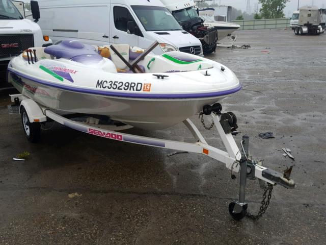 ZZNH2858D595 - 1995 BOMBARDIER SEADOO WHITE photo 1