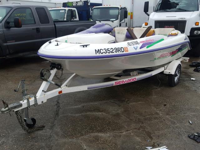 ZZNH2858D595 - 1995 BOMBARDIER SEADOO WHITE photo 2