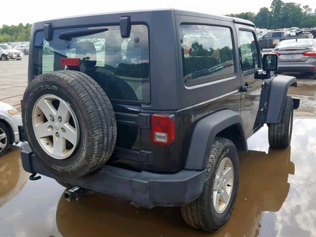 1C4AJWAG7HL521341 - 2017 JEEP WRANGLER S 黑色 照片 4