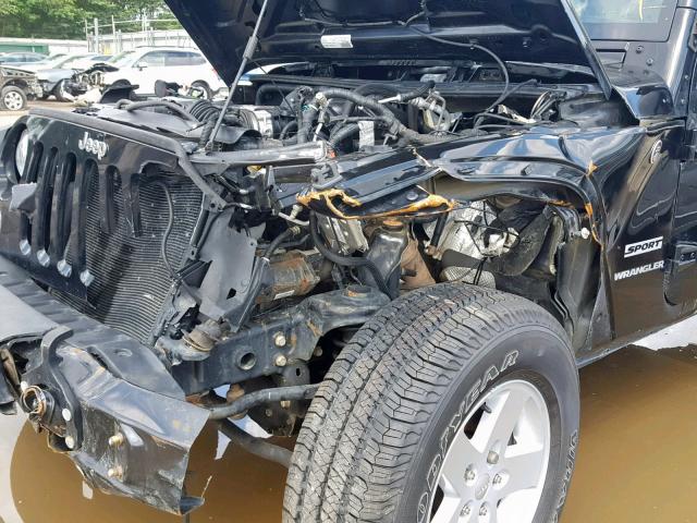 1C4AJWAG7HL521341 - 2017 JEEP WRANGLER S 黑色 照片 9