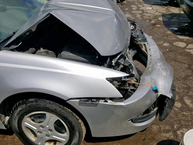 1G8AG52F04Z126871 - 2004 SATURN ION LEVEL SILVER photo 9