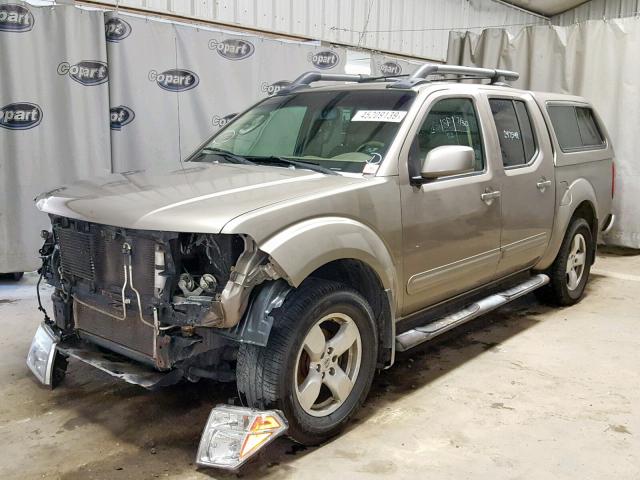 1N6AD07UX8C418557 - 2008 NISSAN FRONTIER C TAN photo 2