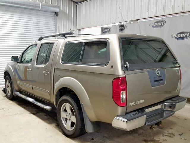 1N6AD07UX8C418557 - 2008 NISSAN FRONTIER C TAN photo 3