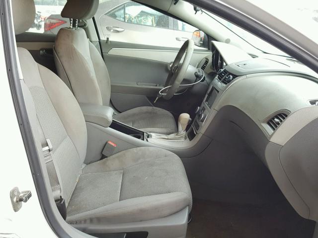1G1ZA5EU6BF348505 - 2011 CHEVROLET MALIBU LS 白色 照片 5