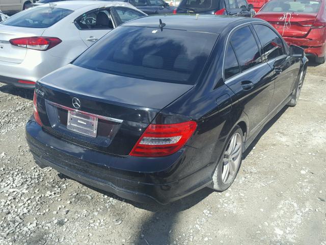 WDDGF4HBXDR301182 - 2013 MERCEDES-BENZ C 250 BLACK photo 4