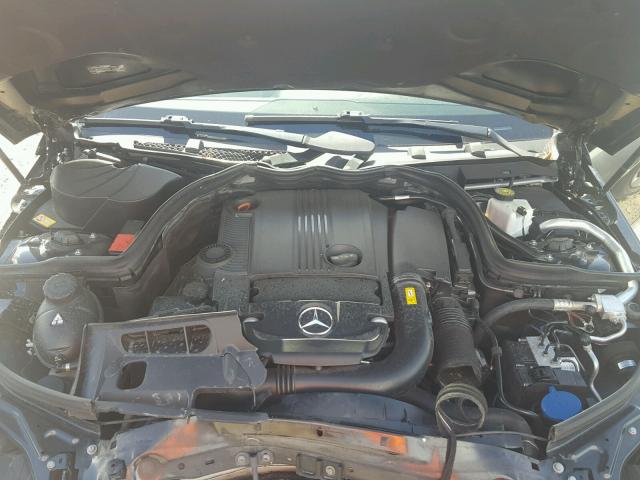 WDDGF4HBXDR301182 - 2013 MERCEDES-BENZ C 250 BLACK photo 7