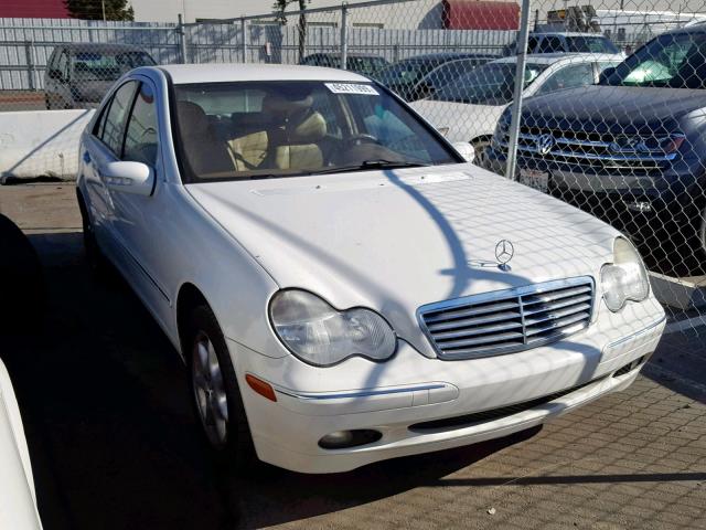 WDBRF61J32F254994 - 2002 MERCEDES-BENZ C 240 WHITE photo 1