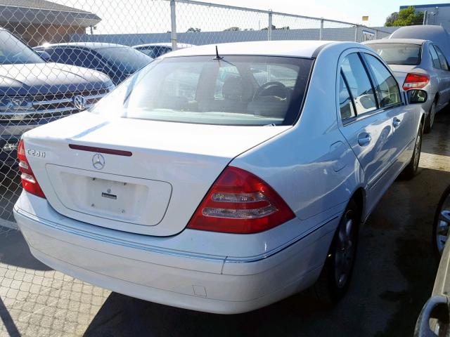 WDBRF61J32F254994 - 2002 MERCEDES-BENZ C 240 WHITE photo 4