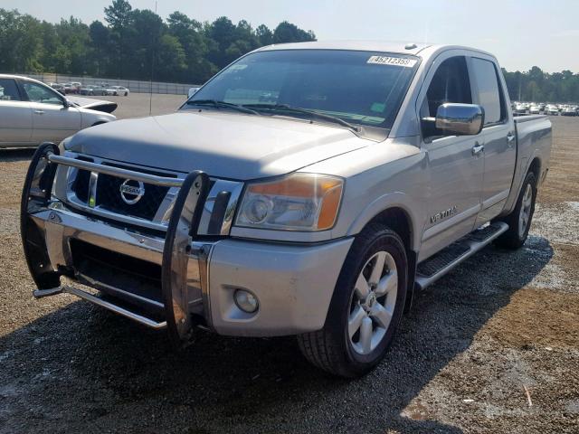 1N6BA0EDXCN311327 - 2012 NISSAN TITAN S SILVER photo 2