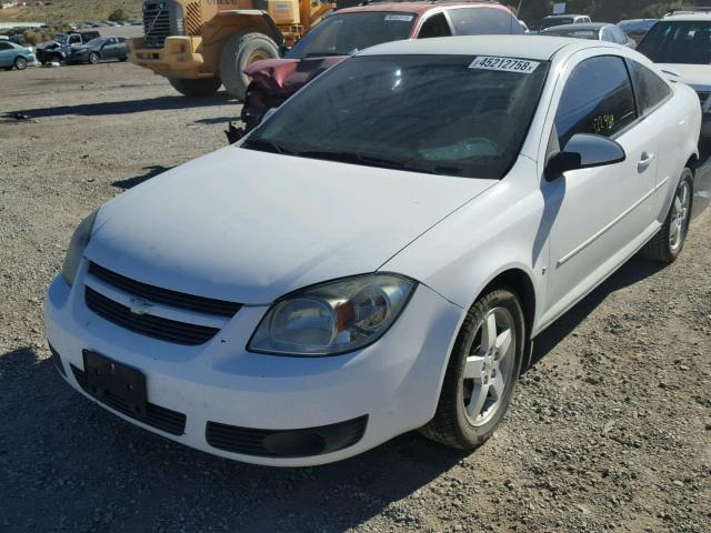 1G1AL18F887161220 - 2008 CHEVROLET COBALT LT WHITE photo 2