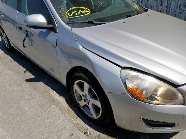 YV1622FS0C2118612 - 2012 VOLVO S60 T5 SILVER photo 9