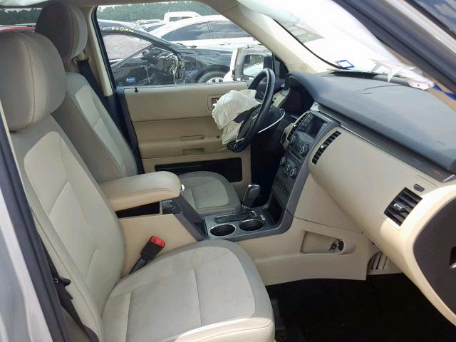 2FMGK5B83FBA02949 - 2015 FORD FLEX SE SILVER photo 5