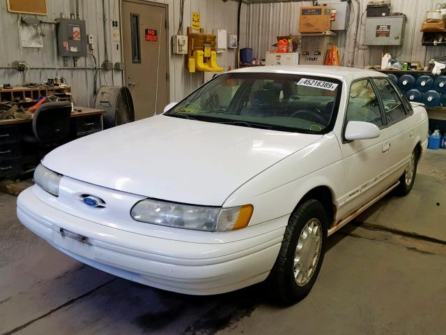 1FALP52U7SG237347 - 1995 FORD TAURUS GL WHITE photo 2