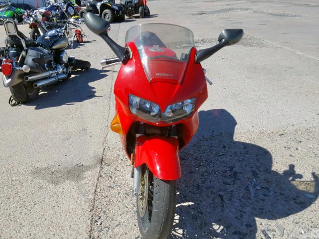 JH2RC4604XM101341 - 1999 HONDA VFR800 F1 RED photo 9