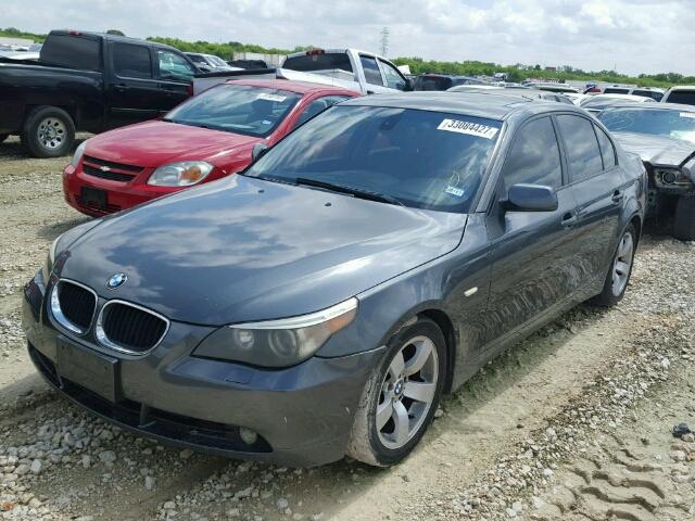 WBANA53564B849483 - 2004 BMW 525 I CHARCOAL photo 2