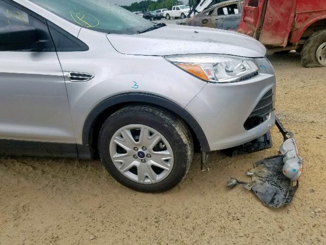 1FMCU0F77GUA81048 - 2016 FORD ESCAPE S GRAY photo 9