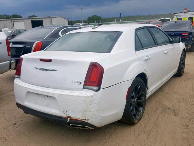 2C3CCABG7KH535981 - 2019 CHRYSLER 300 S WHITE photo 4