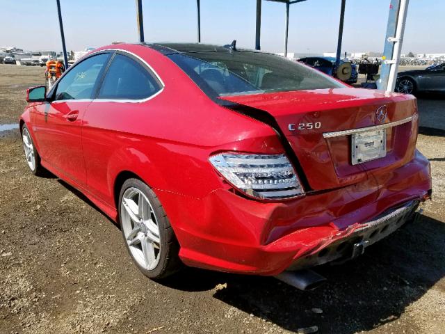 WDDGJ4HB6CF745982 - 2012 MERCEDES-BENZ C 250 RED photo 3