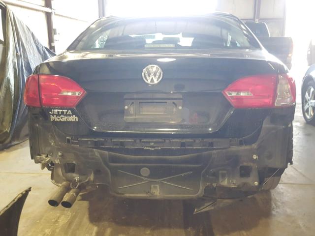 3VW2K7AJ4EM309958 - 2014 VOLKSWAGEN JETTA BASE BLACK photo 9