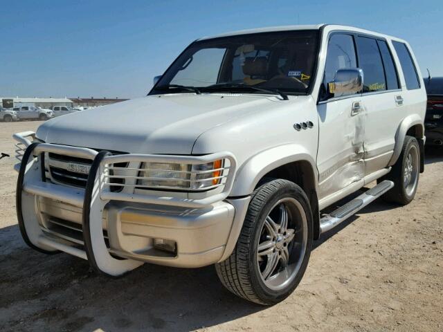 JACDS58X917J07887 - 2001 ISUZU TROOPER S WHITE photo 2