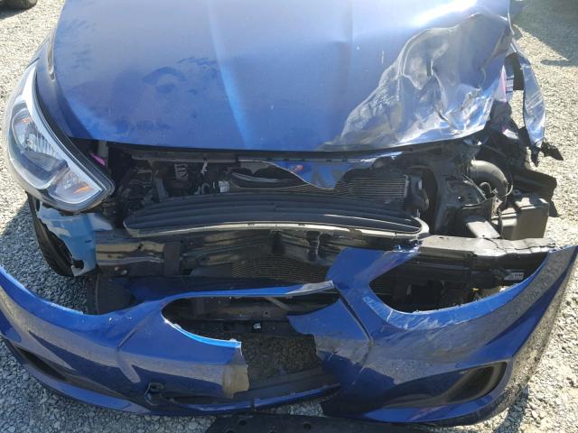 KMHCT4AE7HU207717 - 2017 HYUNDAI ACCENT SE BLUE photo 9