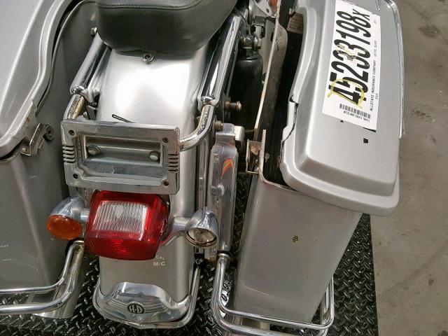 1HD1FRW423Y720177 - 2003 HARLEY-DAVIDSON FLHRCI ANN SILVER photo 16