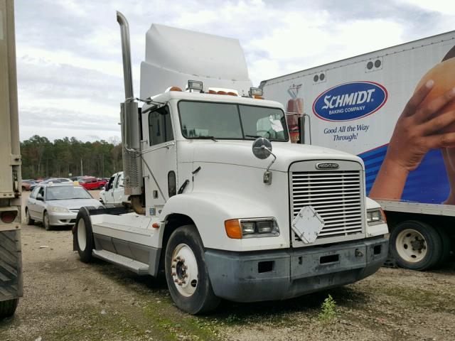 1FUW3MDA7YPF77599 - 2000 FREIGHTLINER CONVENTION WHITE photo 1