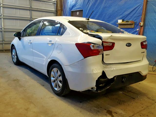 KNADN4A31G6575165 - 2016 KIA RIO EX WHITE photo 3