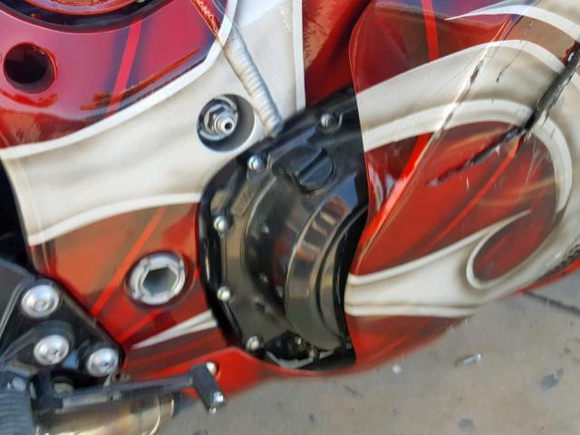 JS1GW71A832100606 - 2003 SUZUKI GSX1300 R RED photo 7