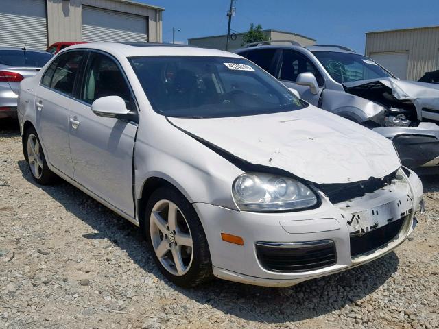 3VWRL7AJ0AM057941 - 2010 VOLKSWAGEN JETTA TDI WHITE photo 1