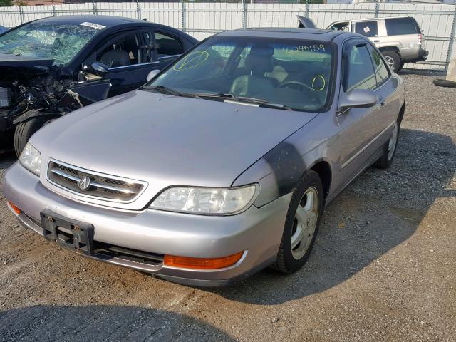 19UYA2250VL010166 - 1997 ACURA 3.0CL SILVER photo 2