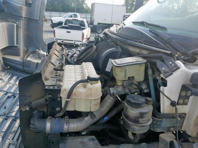 1GBC4C1164F506773 - 2004 CHEVROLET C4500 C4C0 WHITE photo 7