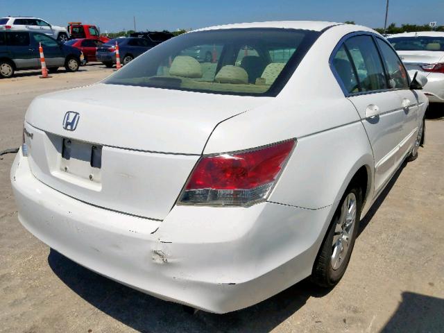 JHMCP26489C007514 - 2009 HONDA ACCORD LXP WHITE photo 4